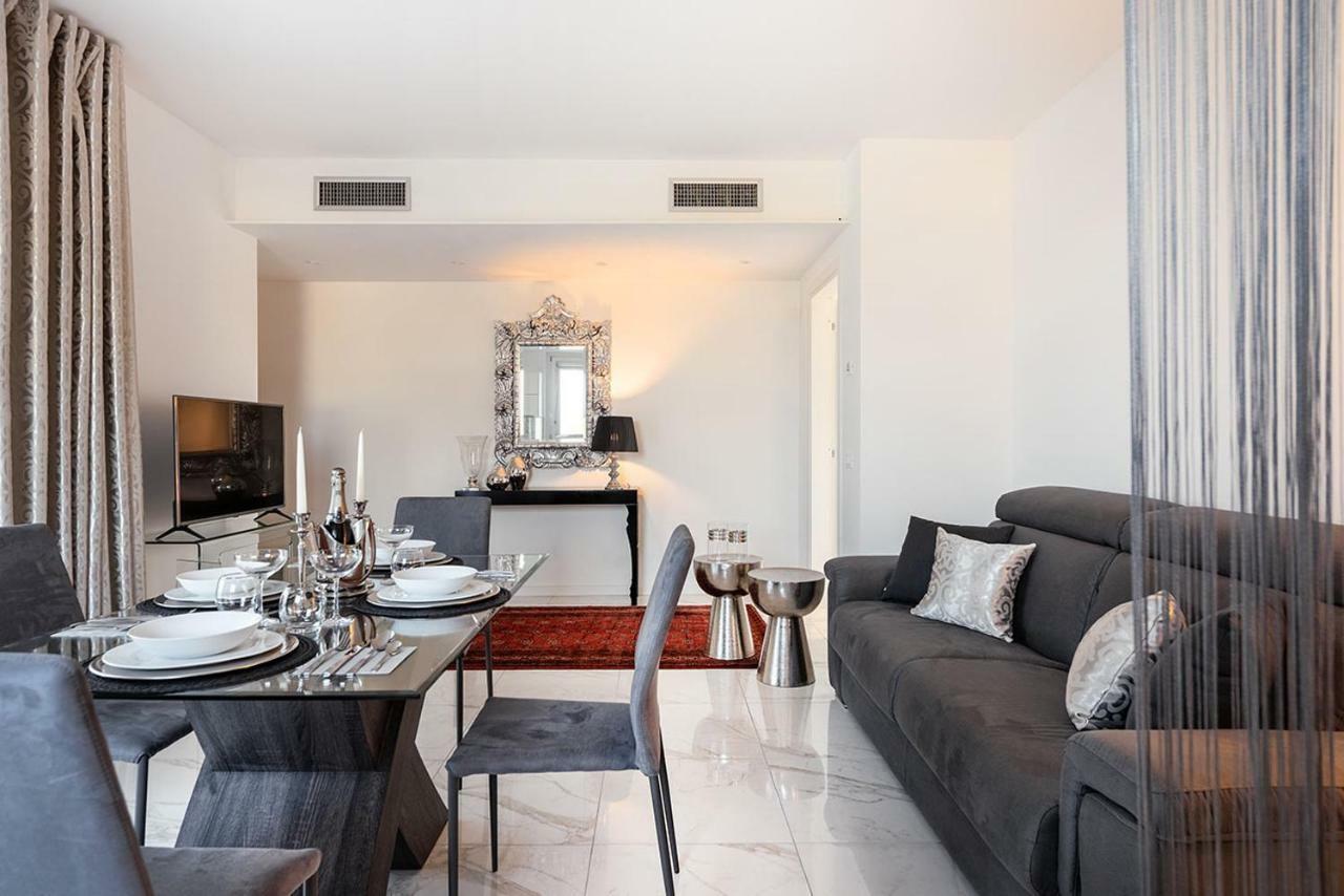 Villa Bianca Luxury Apartments Десенцано дел Гарда Екстериор снимка